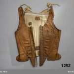 Stays en cuir de veau - 1750 - Nordiska Museet (ref NM.0001252)